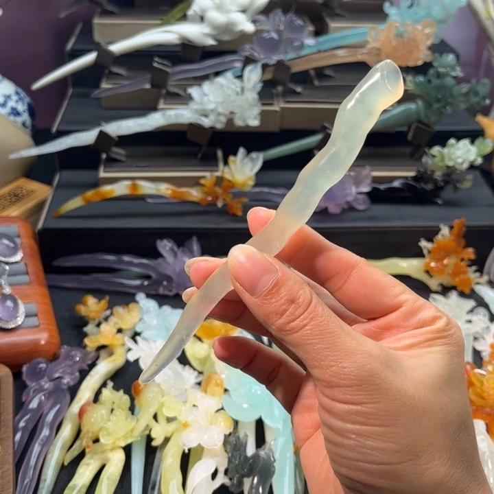蛇纹石玉未镶嵌发饰