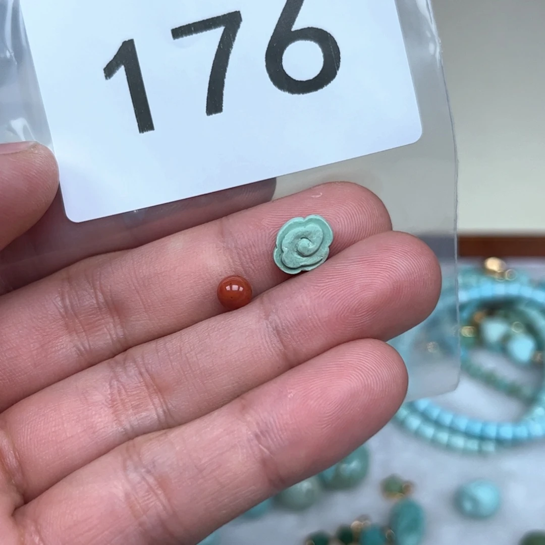 南红玛瑙未镶嵌珠宝奇石