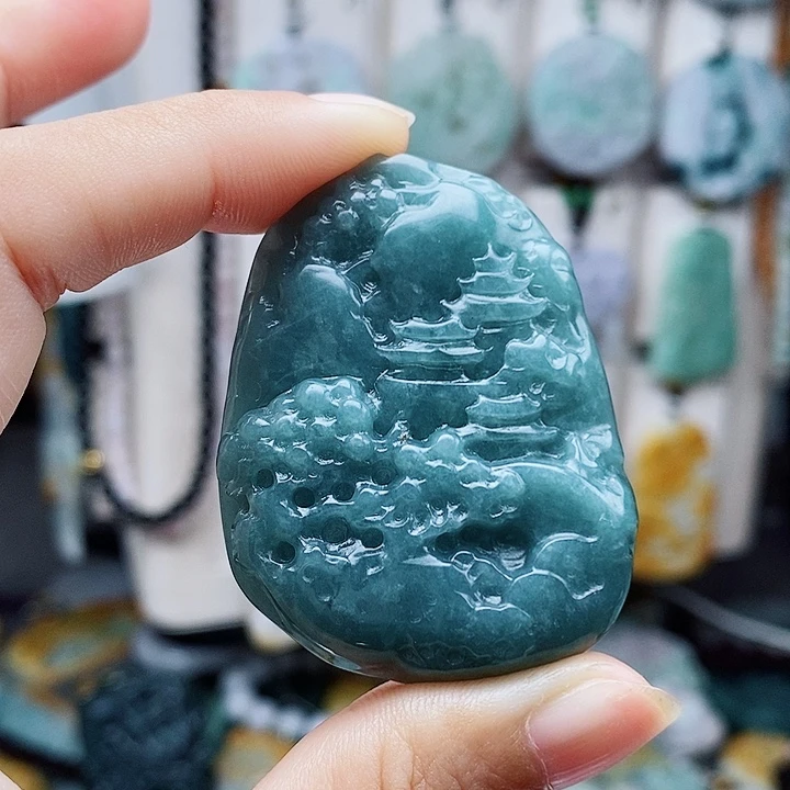 翡翠未镶嵌颈饰翡翠