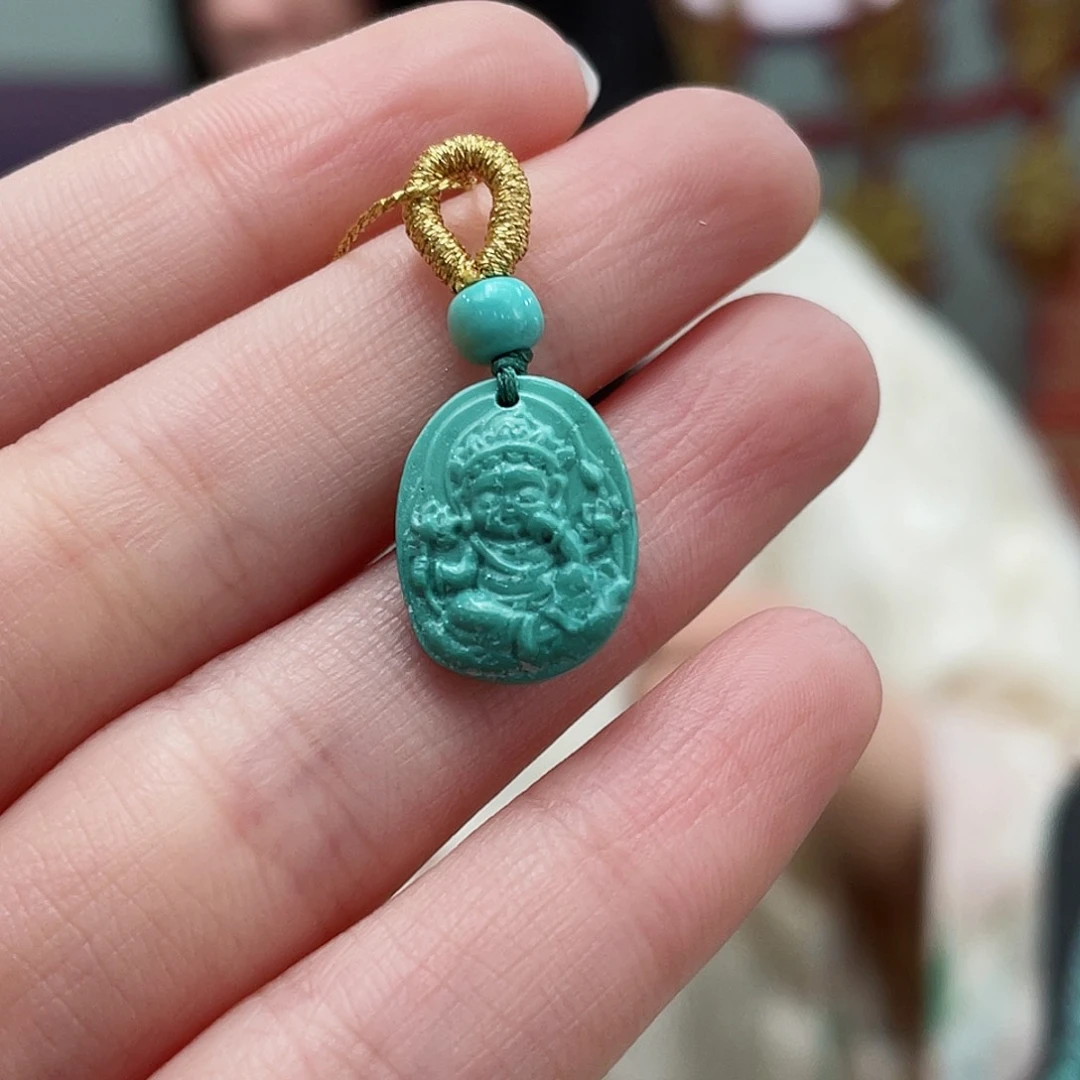 绿松石颈饰未镶嵌