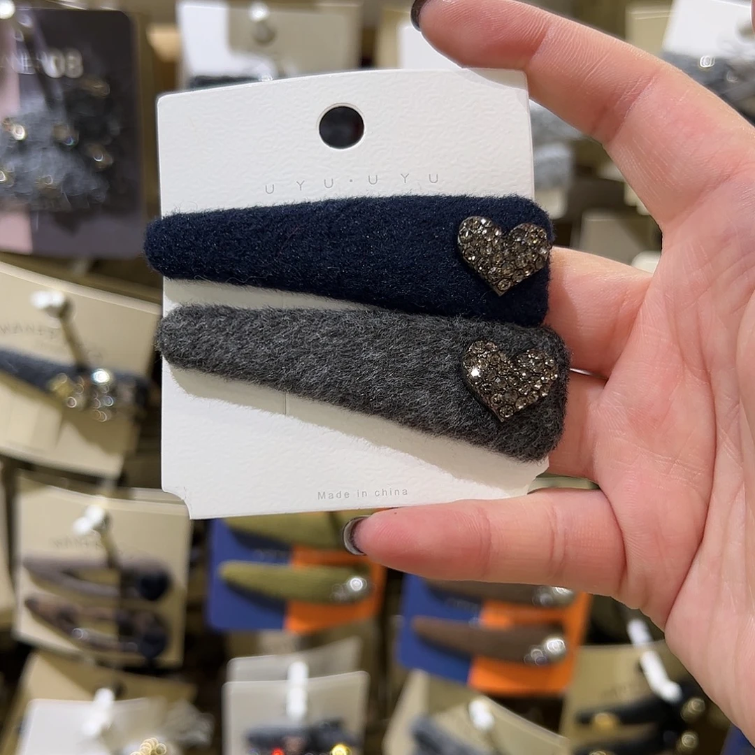 二***五布艺非金属拼上色爱心拜拜夹