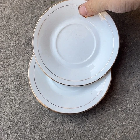 陶瓷6寸碟两个陶瓷