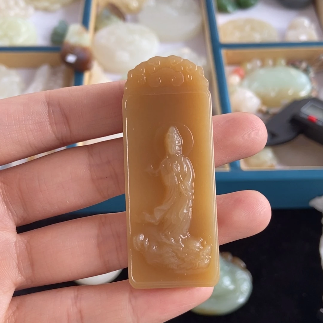 和田玉吊坠未镶嵌