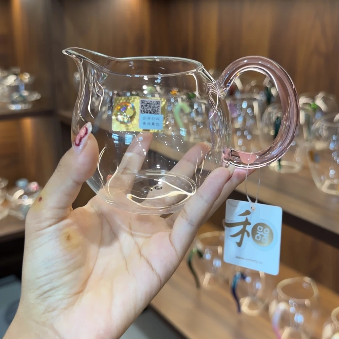 禾器畅然浅粉色。。