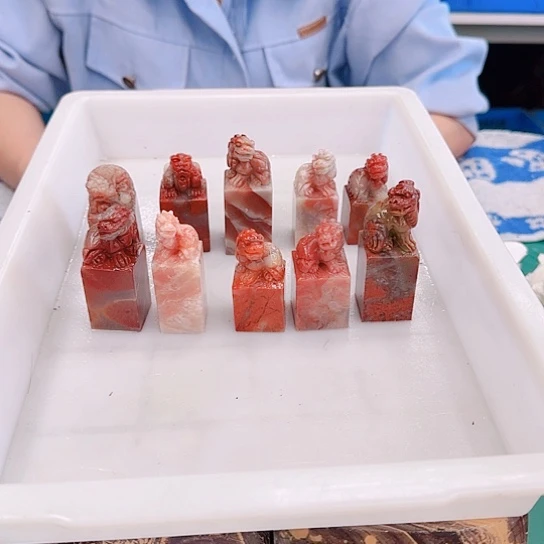 青田石逸*00000000000000000