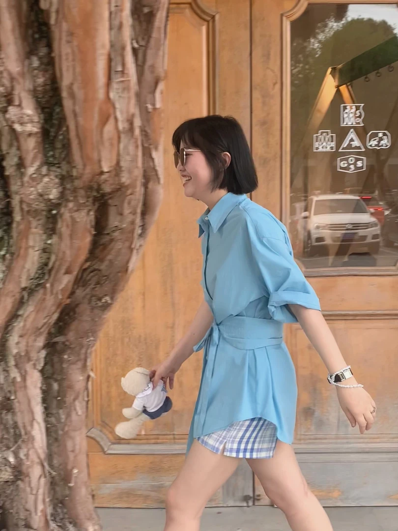 TOTHEND“好干净的氧气蓝”好显白我好喜欢～腰封气质定制色短袖衬衫