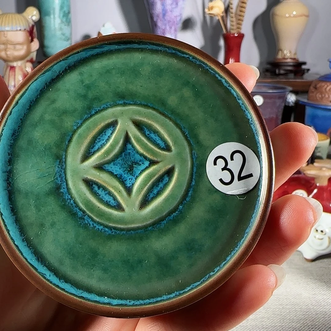 哈***Q钧瓷传统工艺作品