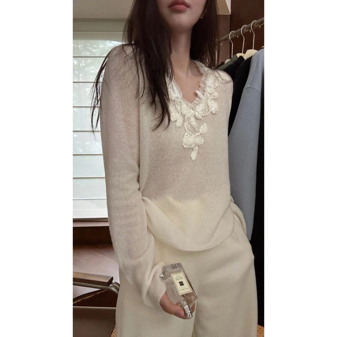 贝贝羊毛手工钉珠盘花毛衣（材质高品、只能干洗）