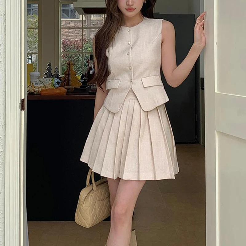 小香风套装2025新款爆款女夏天气质高级感短袖外套高腰短裙两件套