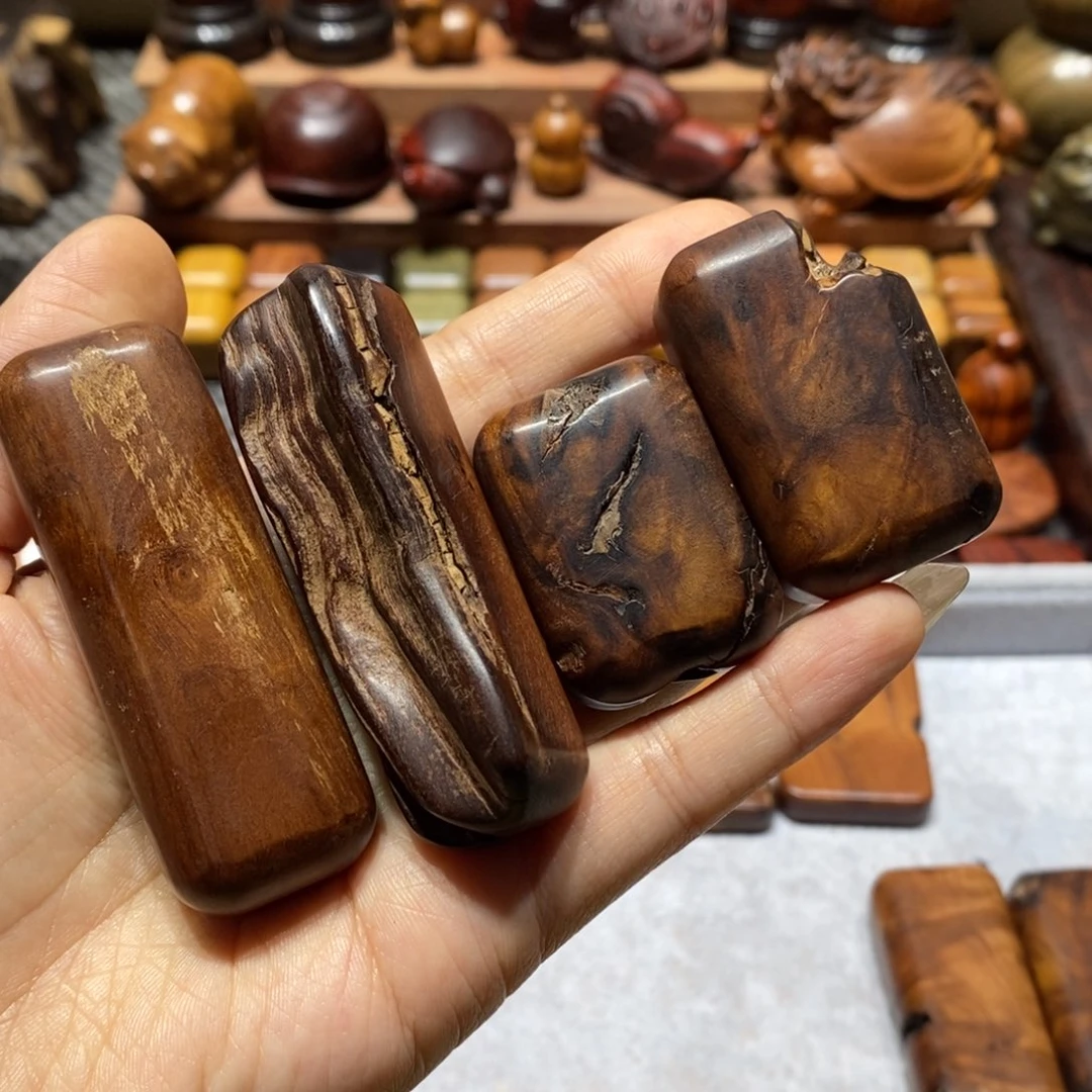 北***路木枣木瑕疵木块四个