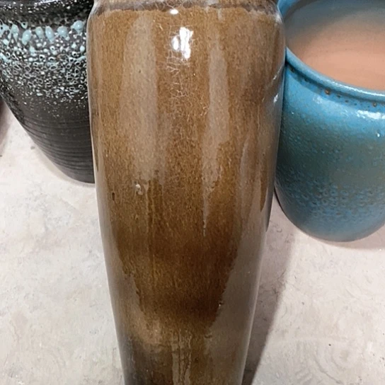 紫砂花盆口20高度45瑕疵黄色