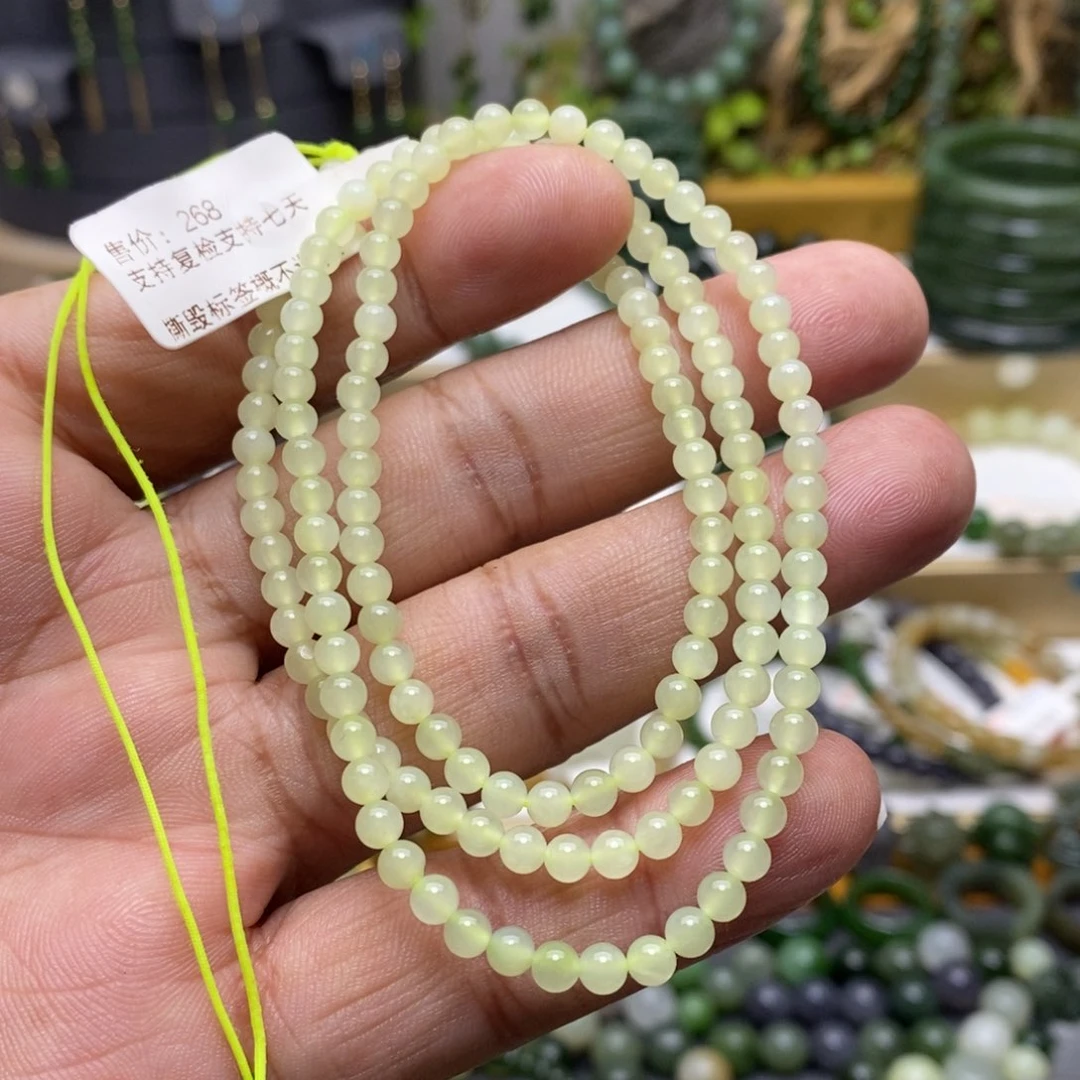 和田玉（黄玉）颈饰未镶嵌卡***拉