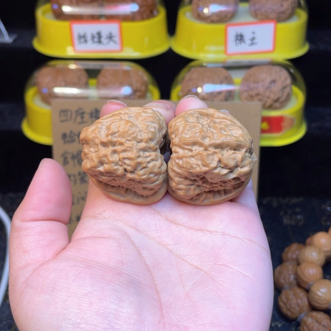 文玩核桃把件蛤蟆头38尺