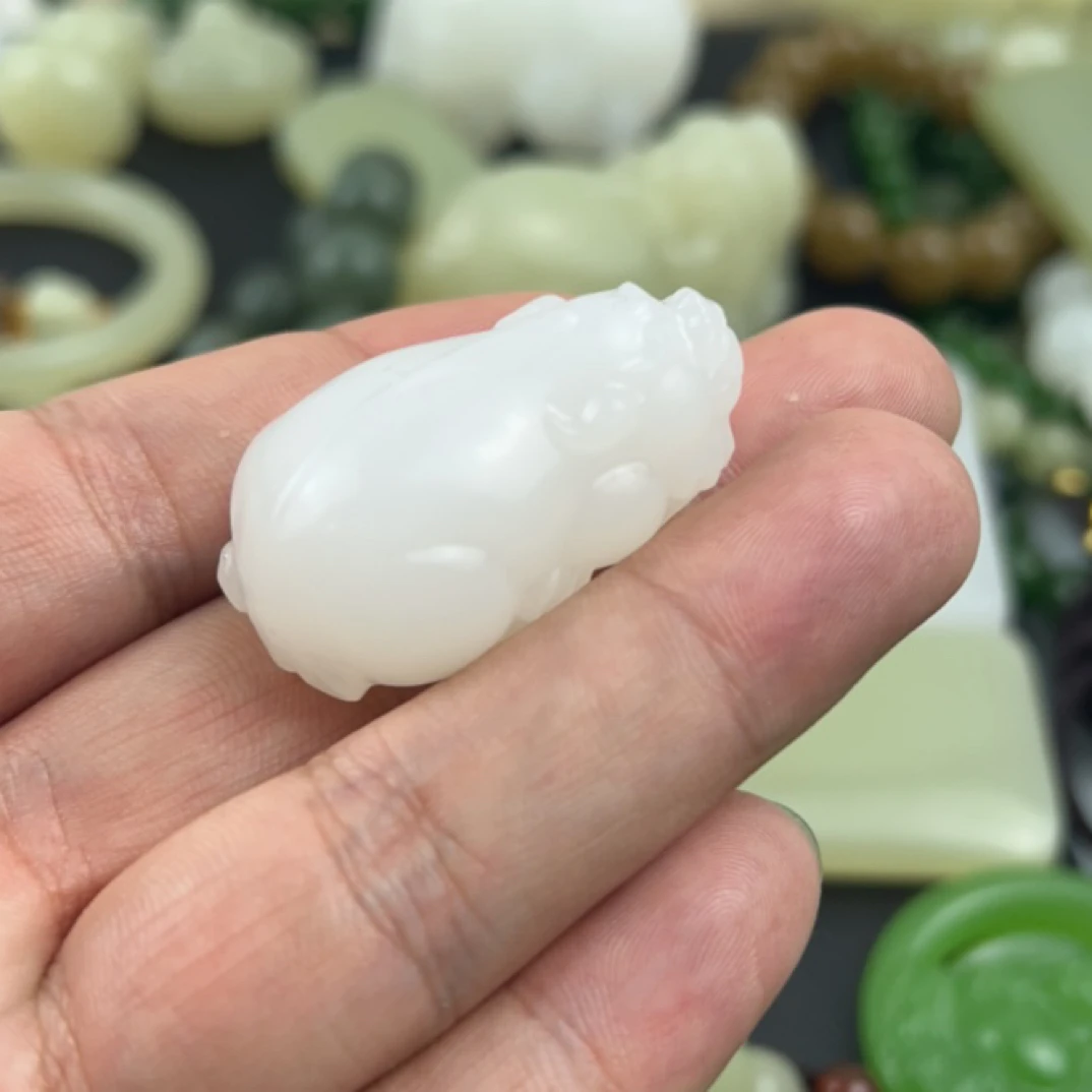 白貔貅精美招财男女通用挂件