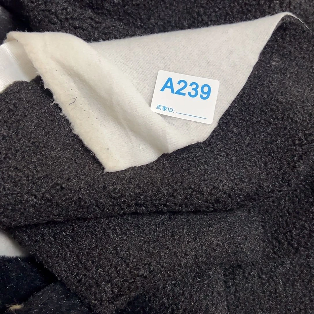黑色双面绒¥14 ， 2米239