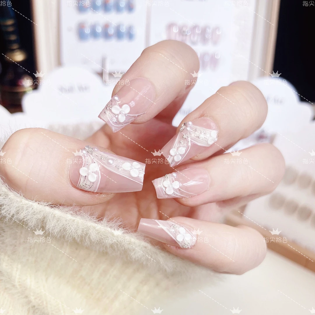 【蕾丝女孩】2025年新款纯手工穿戴甲轻奢设计公主风珍珠点缀