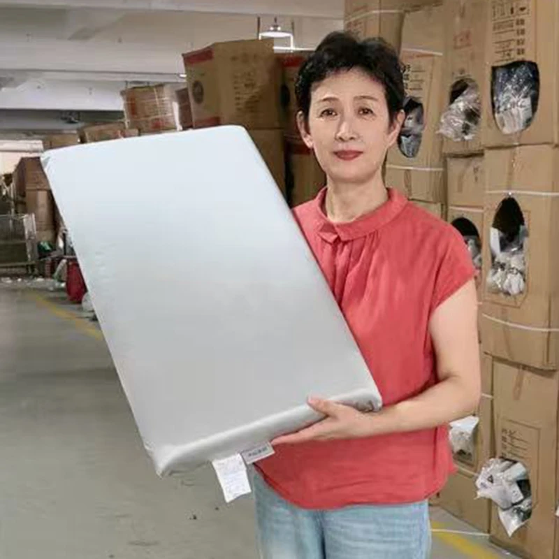 冰丝打孔枕头70*42