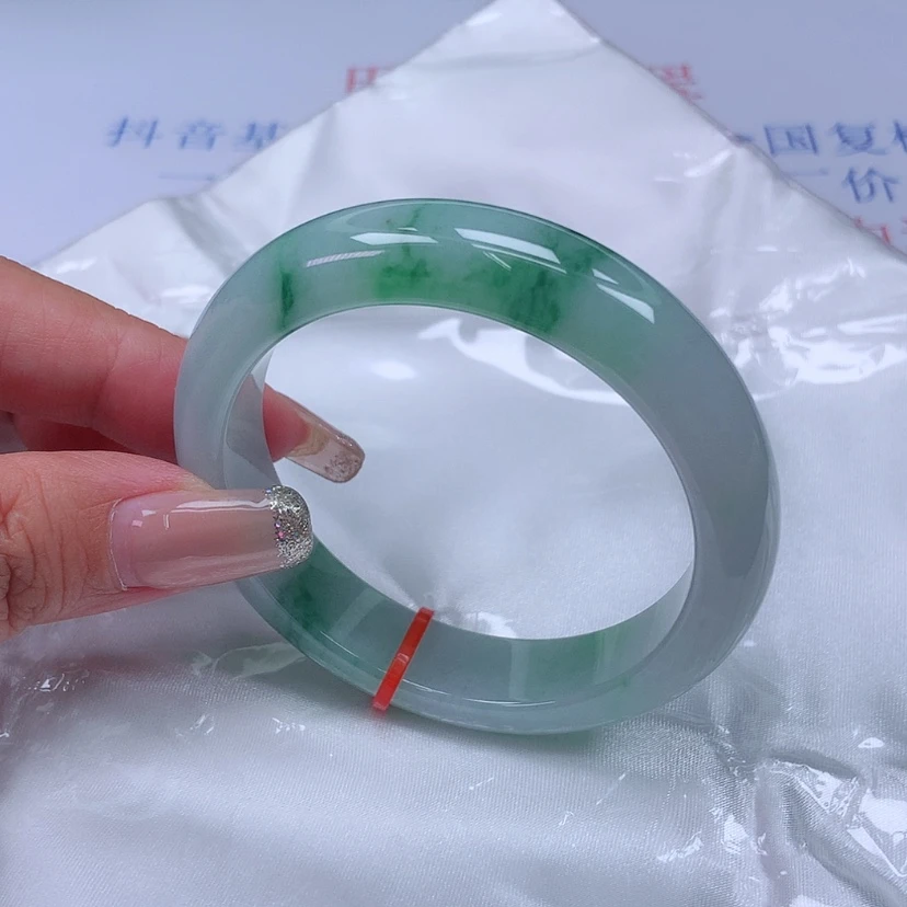 【闪购商品】未镶嵌手镯翡翠5253，