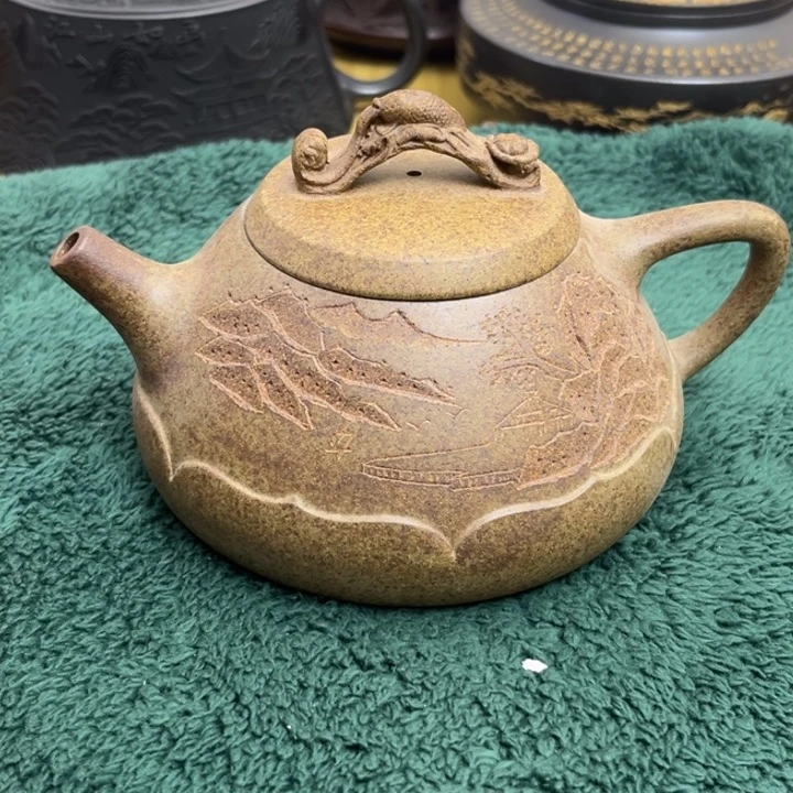 紫砂茶壶完美无暇