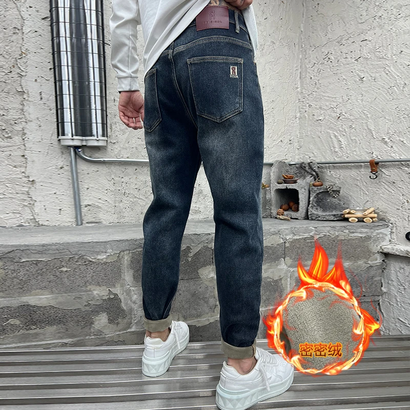 2025冬季新款加绒加厚牛仔长裤简时尚宽松百搭男士修身直筒裤