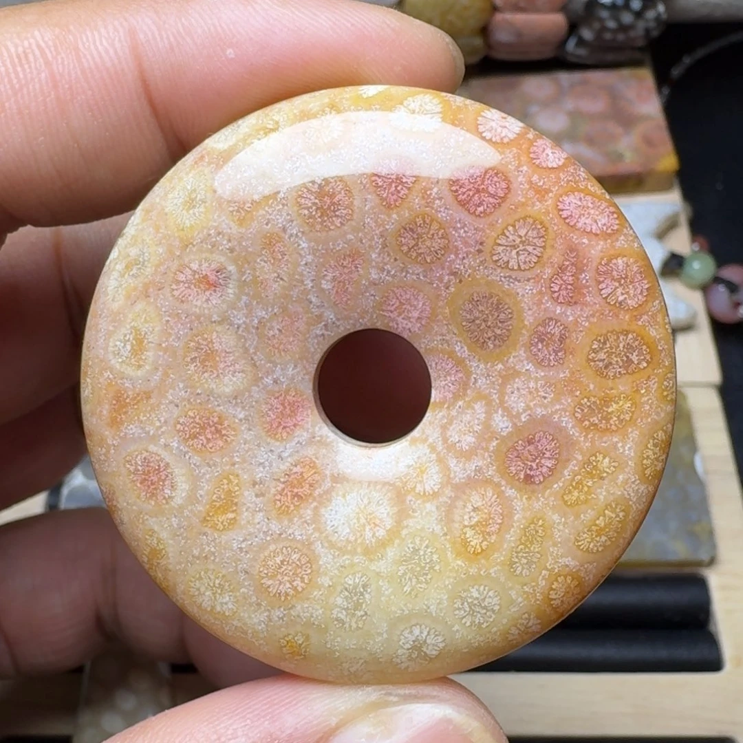 未镶嵌纯天然色有机玉石保真色硅化玉