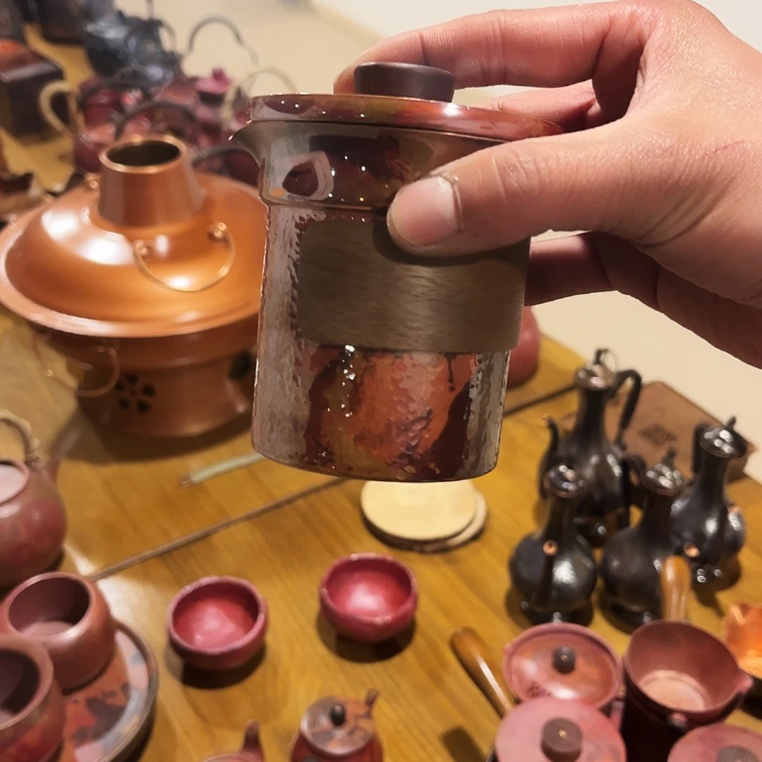 手工锻打工艺手抓壶荣