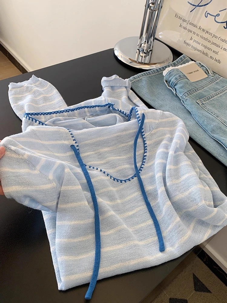 松弛感纯欲气质条纹连帽针织衫女装秋季新款慵懒休闲宽松百搭上衣