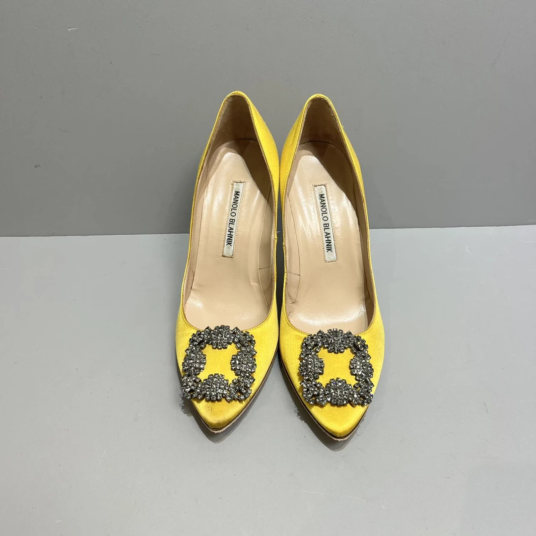 95新 MANOLO BLAHNIK/莫罗·伯拉尼克 缎面高跟鞋黄37.5码 跟高8