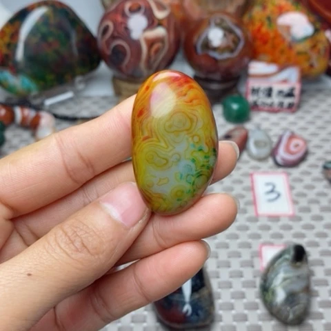 未镶嵌玛瑙/玉髓珠宝奇石拐***光打孔不退不换