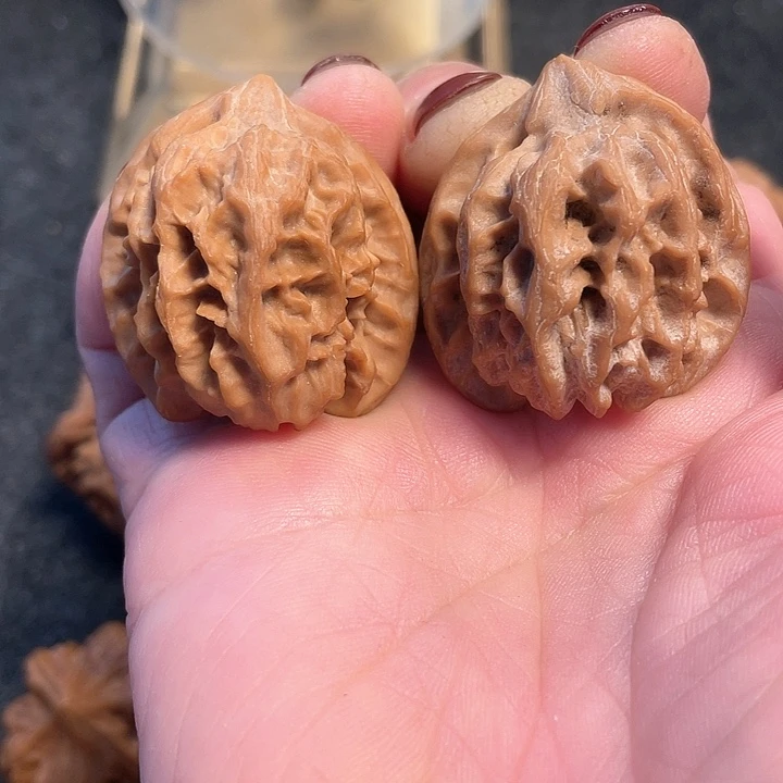 文玩核桃把件文玩核桃曹大龙