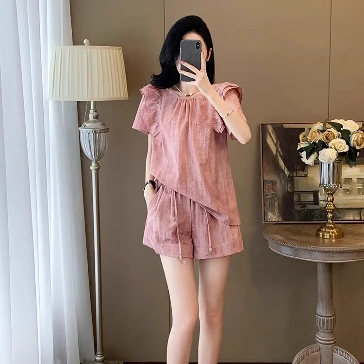 高级感粉色休闲运动套装女夏季2025新款爆款小个子短袖短裤两件套