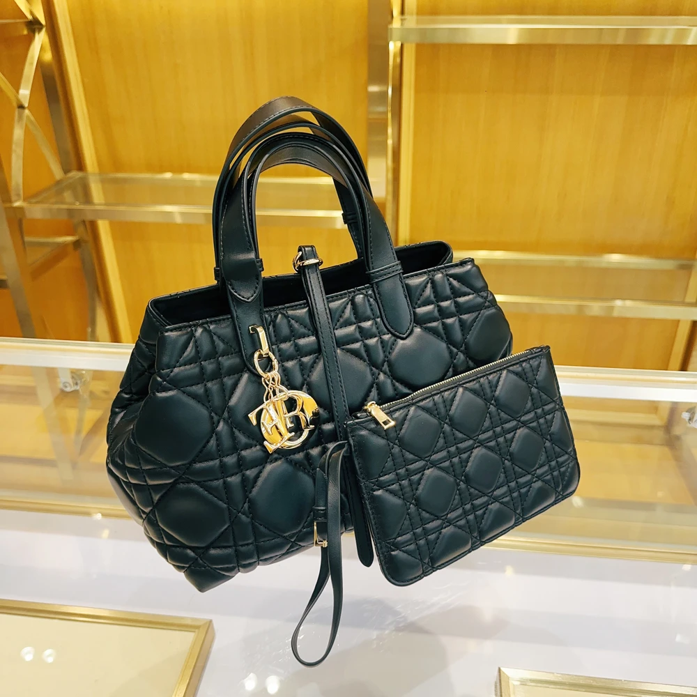 真皮女高级质感复古大容量单肩腋下包包女2025新款时尚上班通勤包