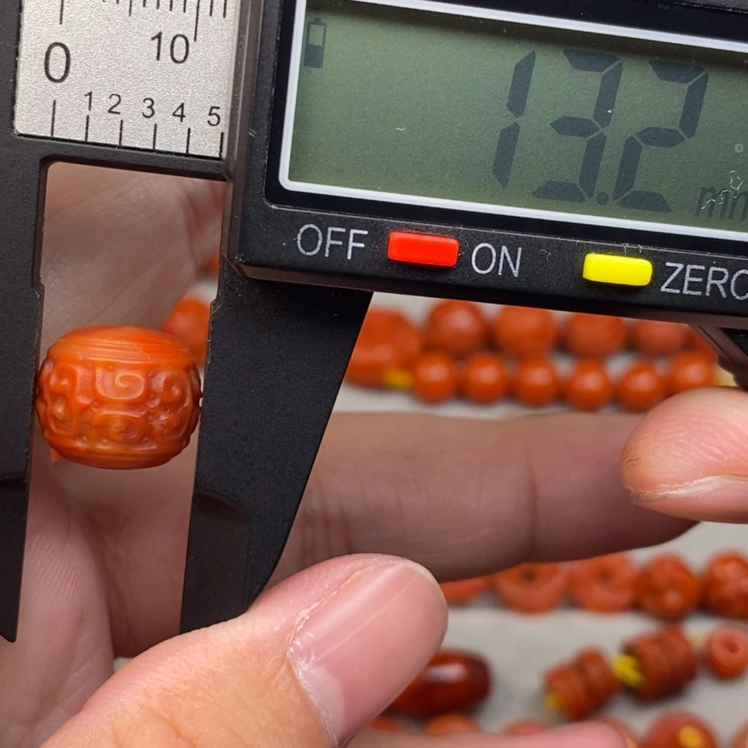 南红玛瑙配饰未镶嵌灯*有瑕疵