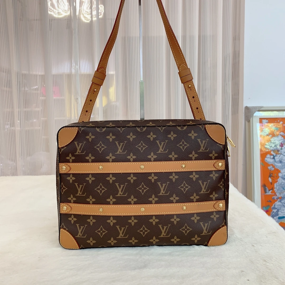 95新 LouisVuitton/路易威登 路易威登 底长32内标2199/A865