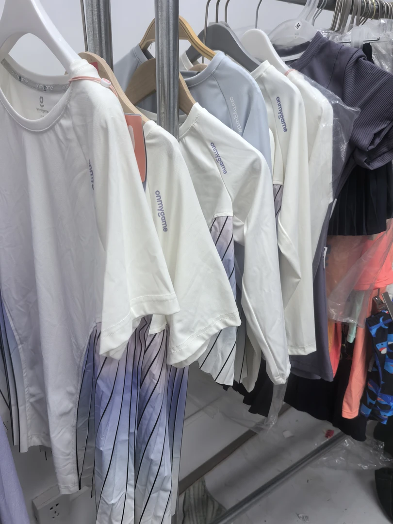 薄款运动套装运动夏季速干B类户外女时尚休闲