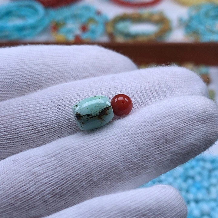 南红玛瑙未镶嵌珠宝奇石