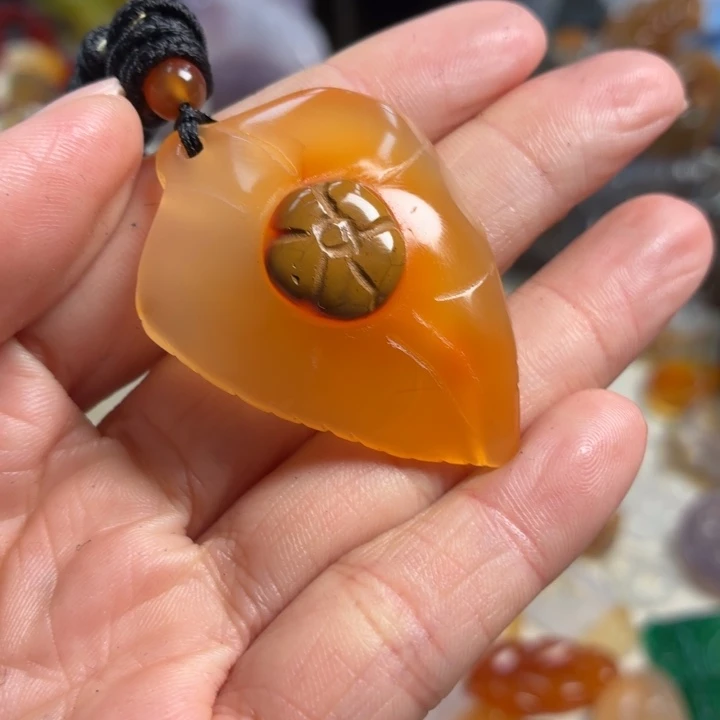 玛瑙/玉髓未镶嵌吊坠(不含链)