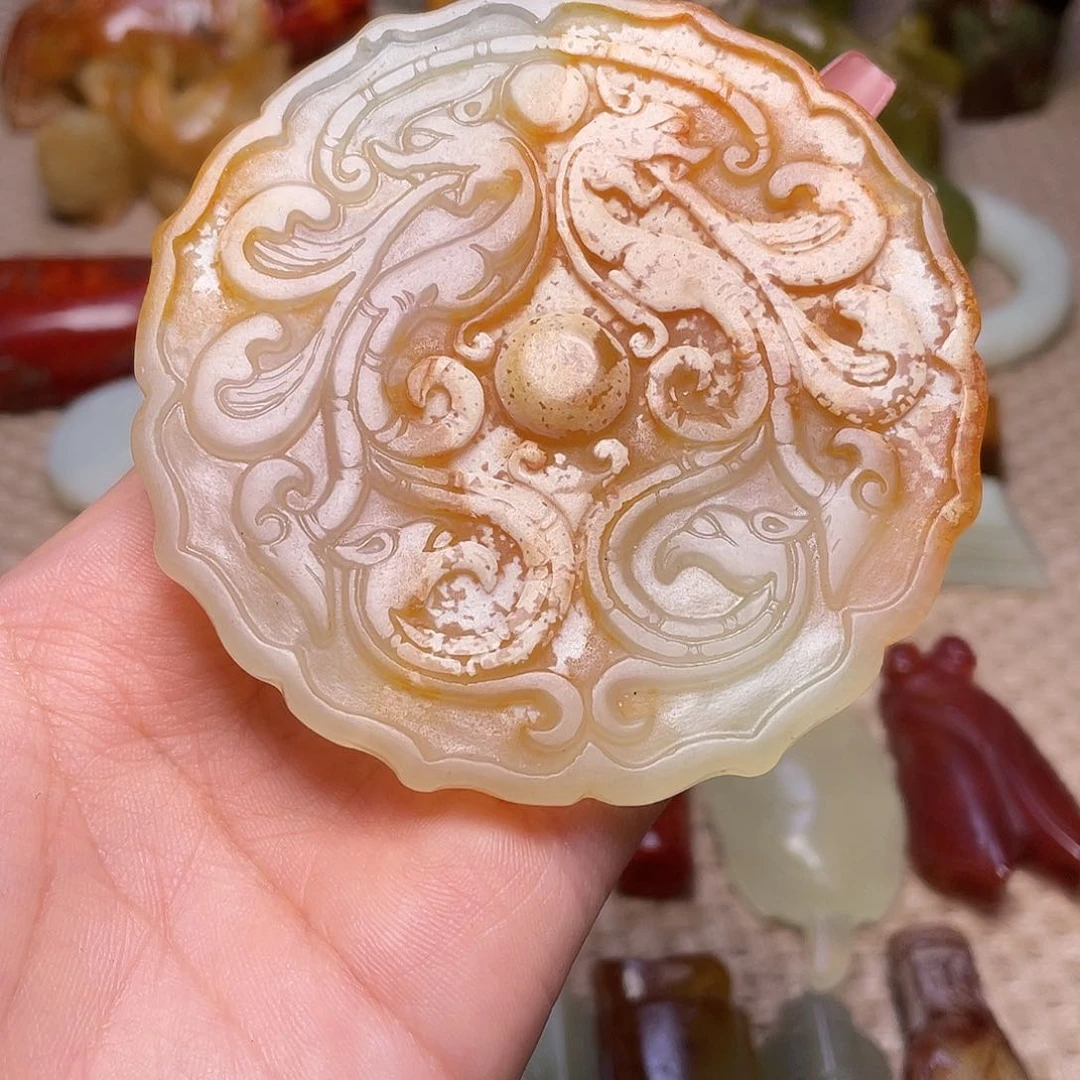 蛇纹石玉未镶嵌如图