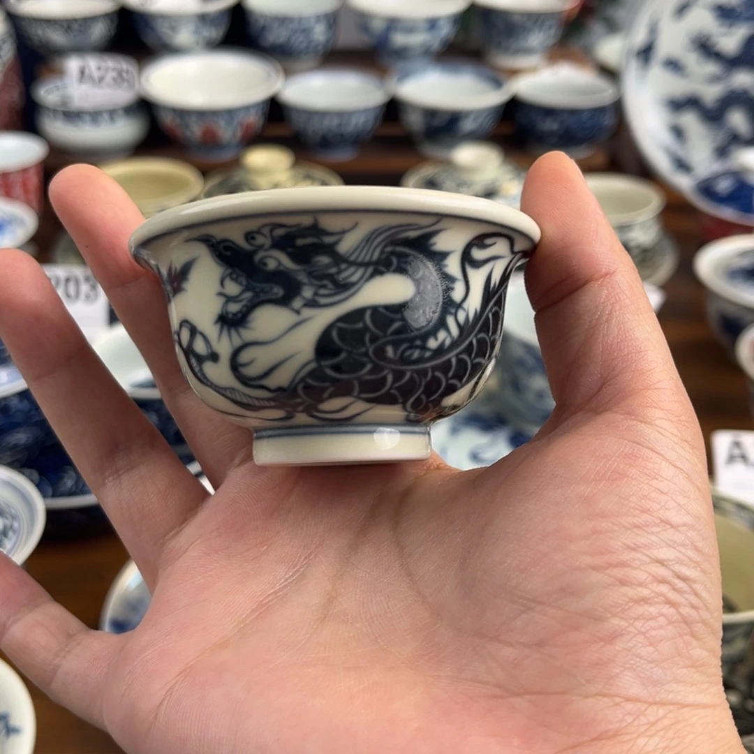 L***l微瑕铠甲龙小压手杯