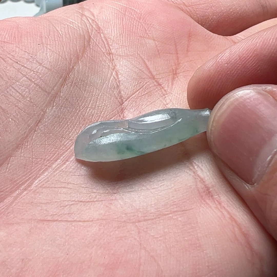 定制翡翠未镶嵌玉兰花