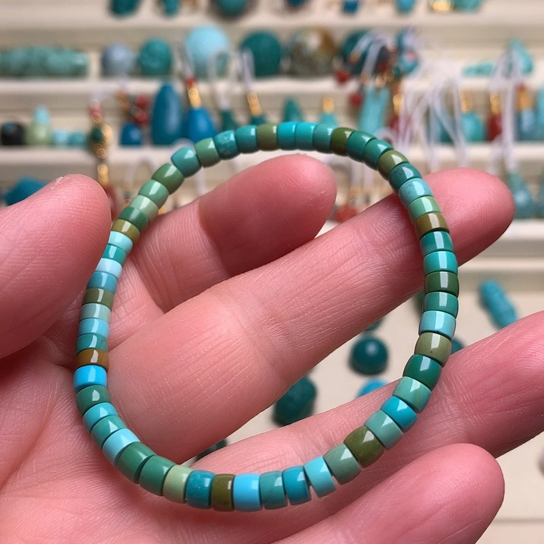 绿松石配饰未镶嵌