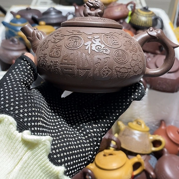 紫砂茶壶微瑕微笑