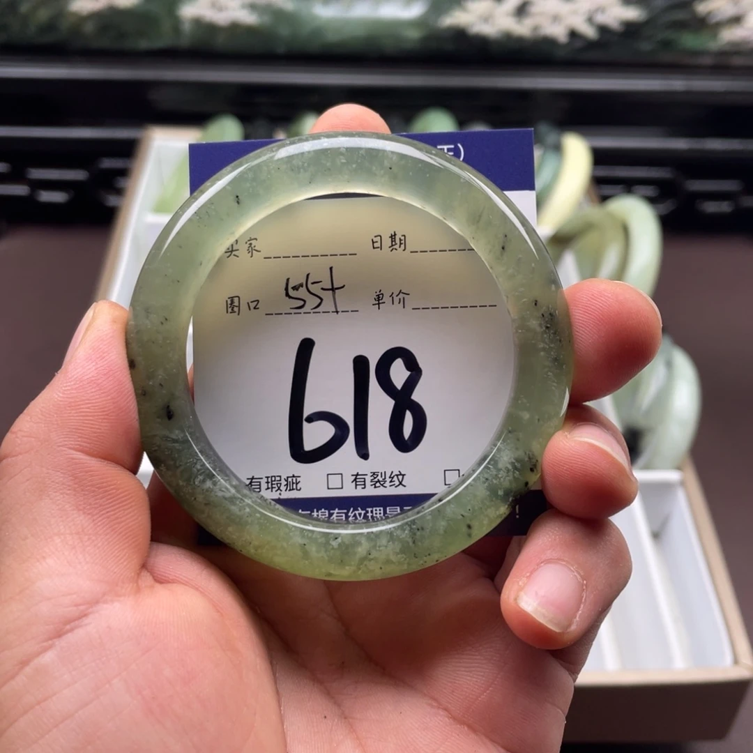 未镶嵌岫玉手镯手镯