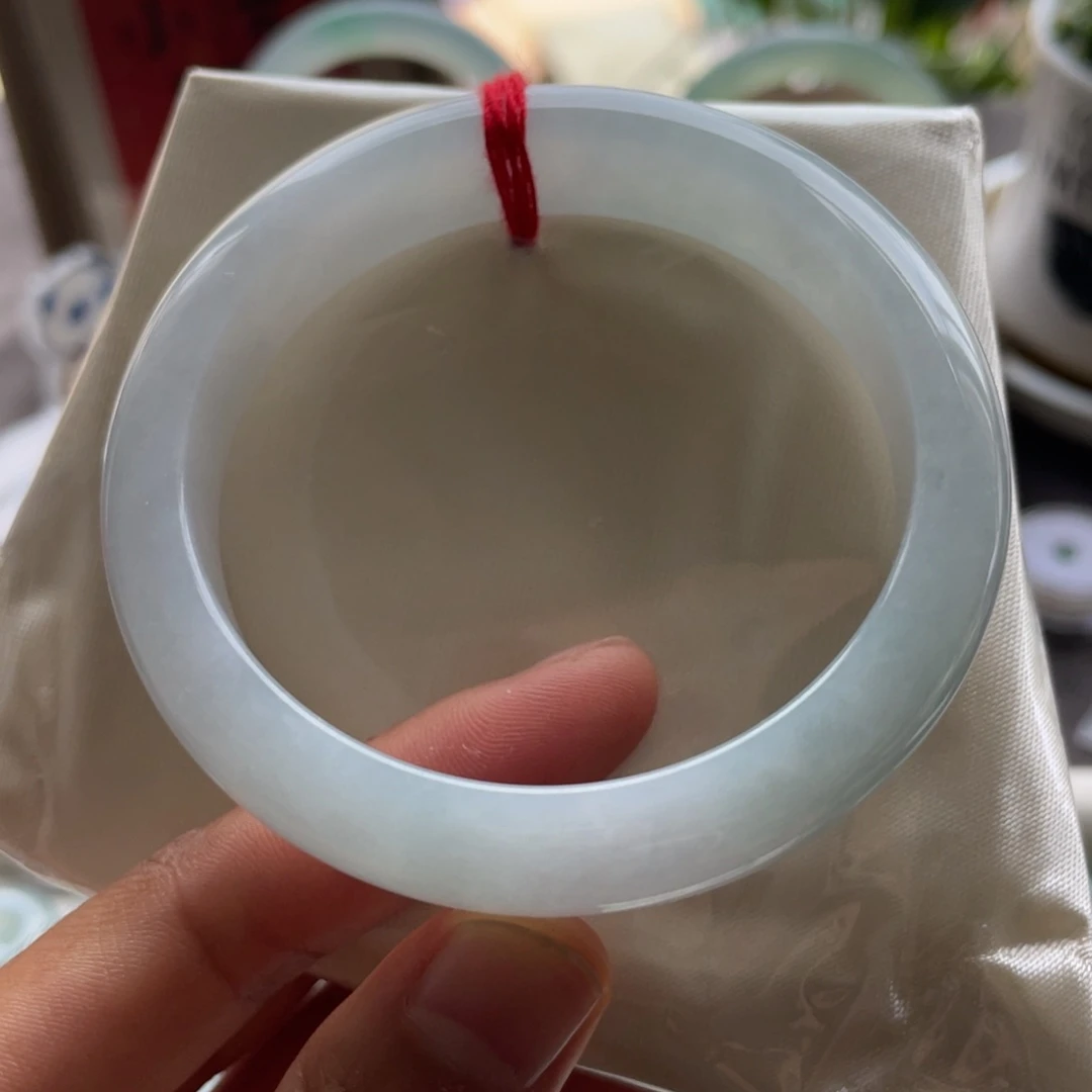 未镶嵌手镯翡翠晴水