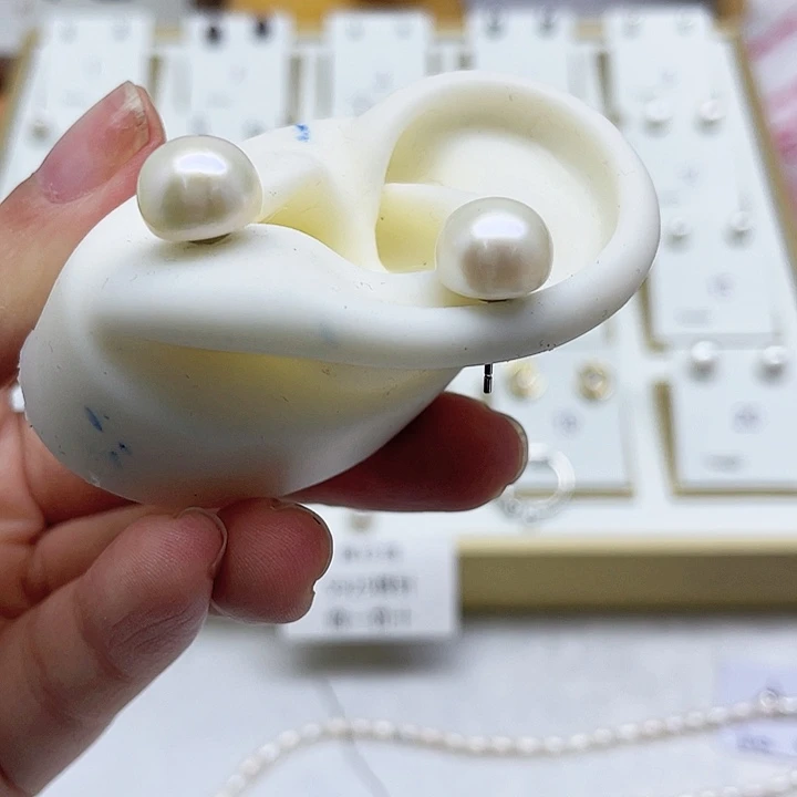 淡水珍珠耳饰银S925镶嵌卡***岛