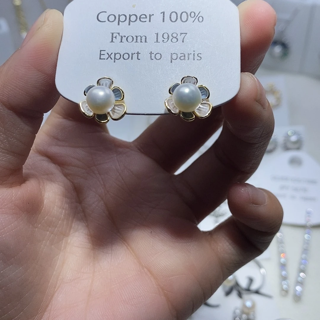 未镶嵌淡水珍珠耳饰