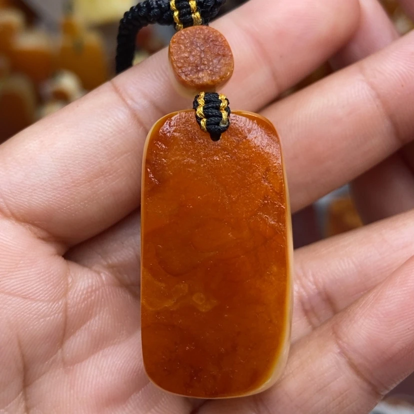 【闪购商品】琥珀颈饰未镶嵌