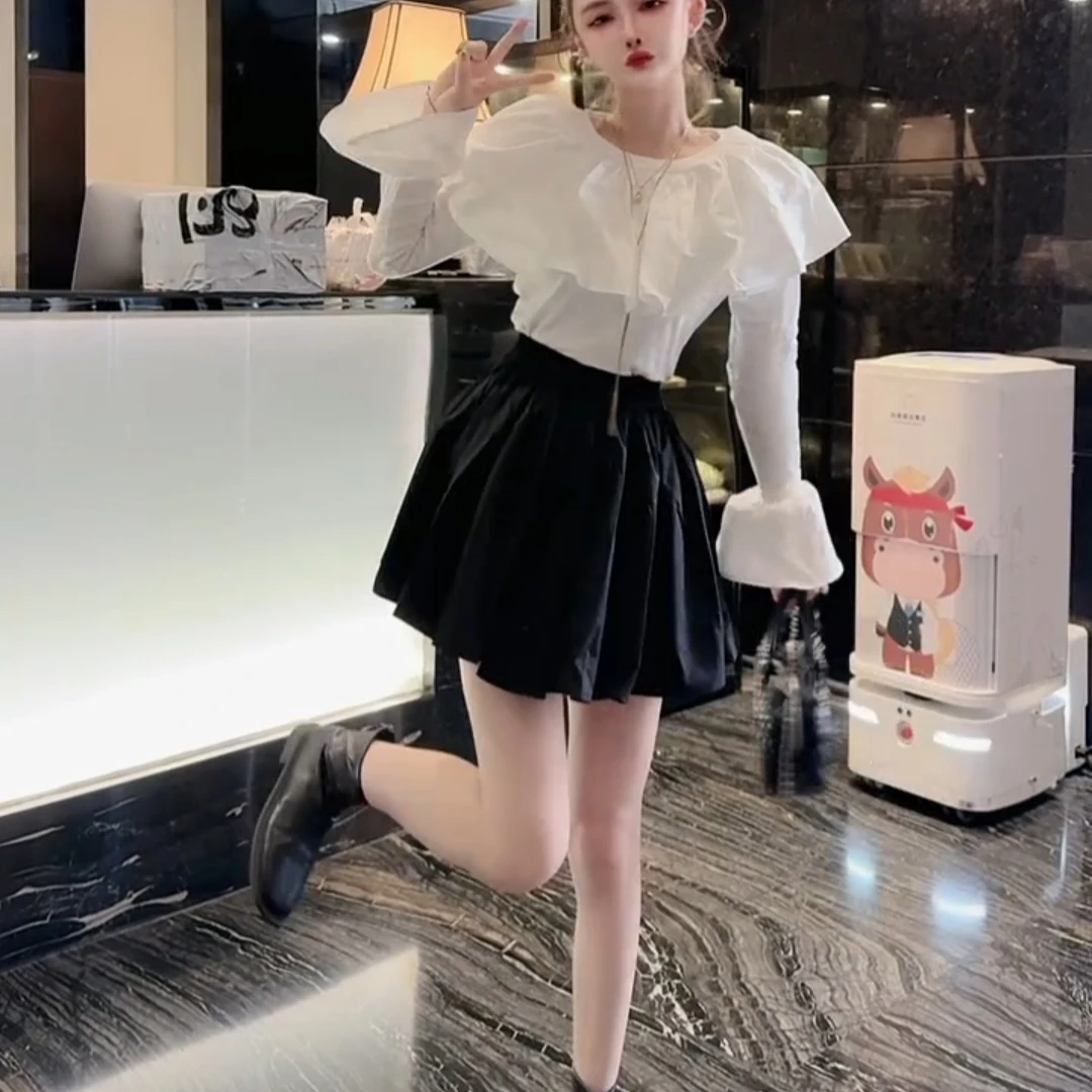 46韩系气质荷叶边拼接短款长袖t恤2025秋季新款不规则设计感上衣