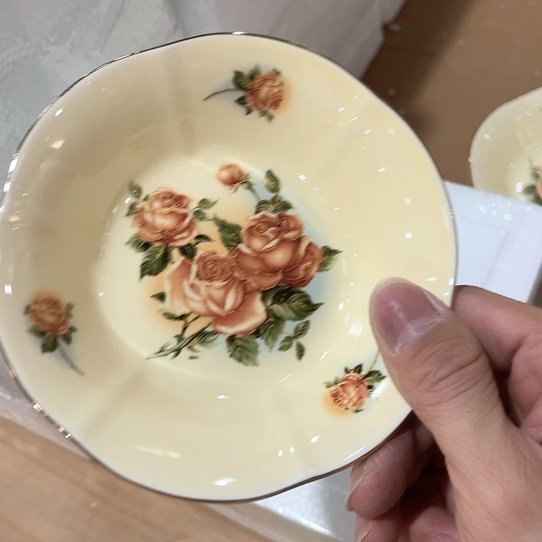 陶瓷……………………………………