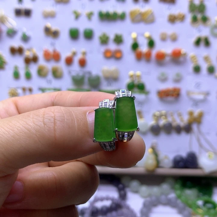 和田玉银S925镶嵌耳饰